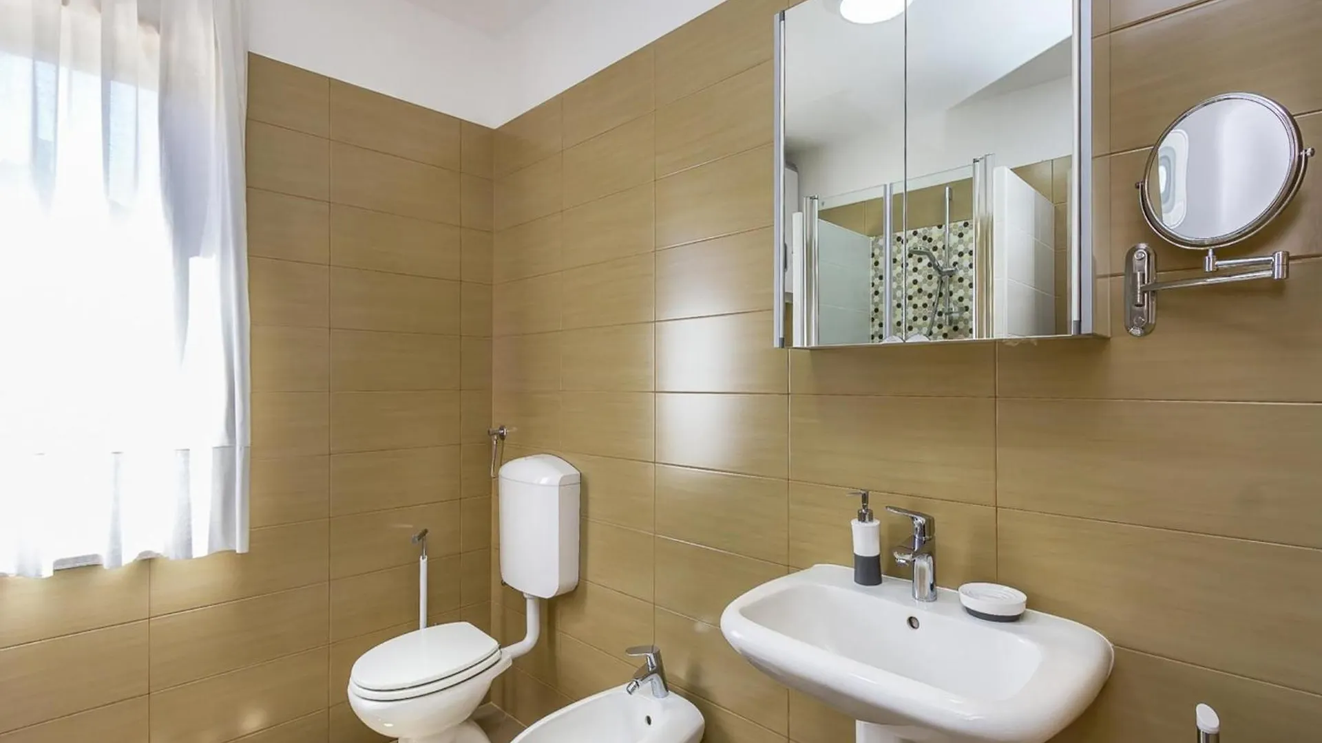 Modern Apartment In Katari With Terrace Pula
